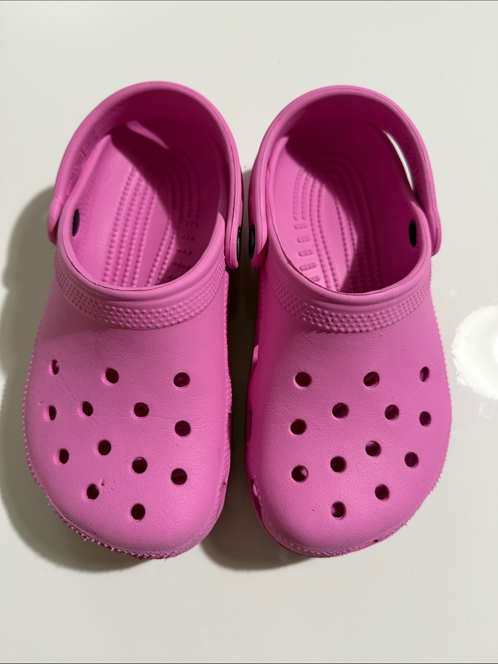 CROCS Girls Pink Classic Clogs Sandals Sz J2